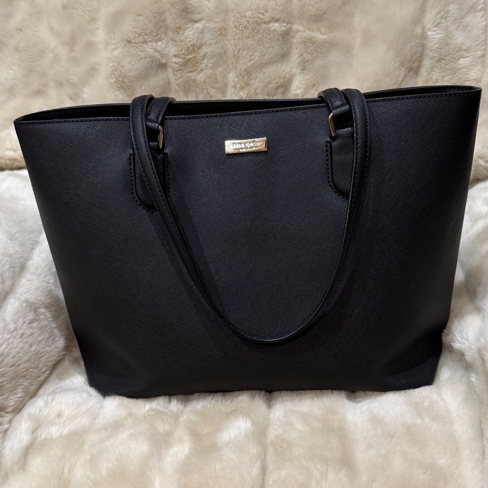 Black Tote/Kate Spade.Great condition.10 inch tall, 15 inch long, 4 inch wide